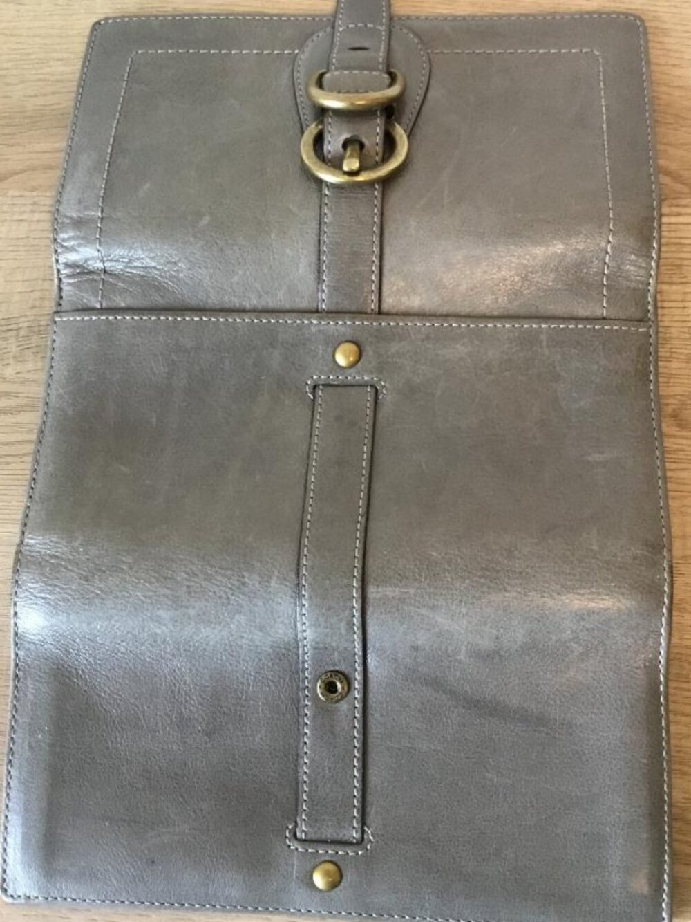 Coach Legacy Garcia Trifold Gray Leather Wallet w/bold Brass Buckle EUC - Picture 7 of 7
